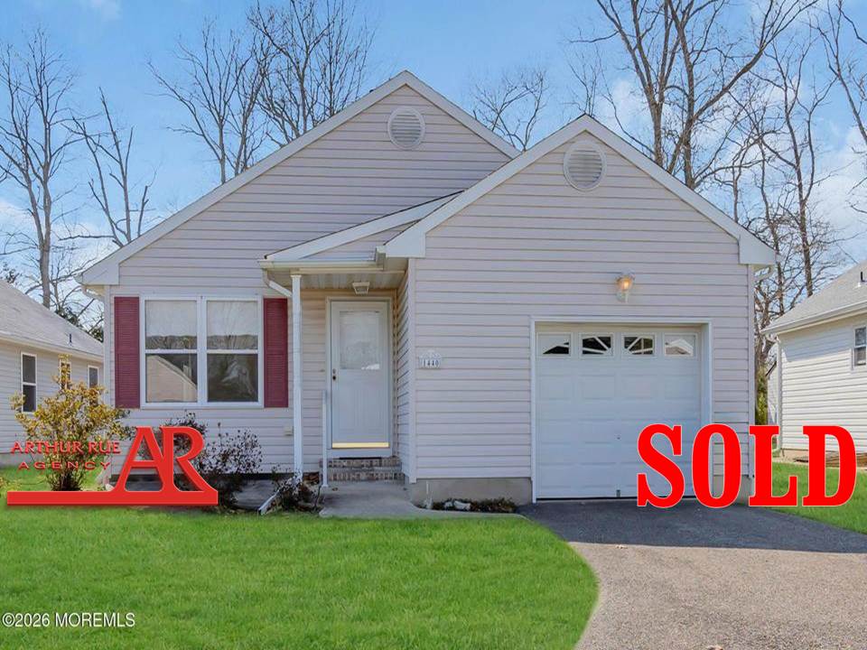 1440 Petunia Way, Toms River